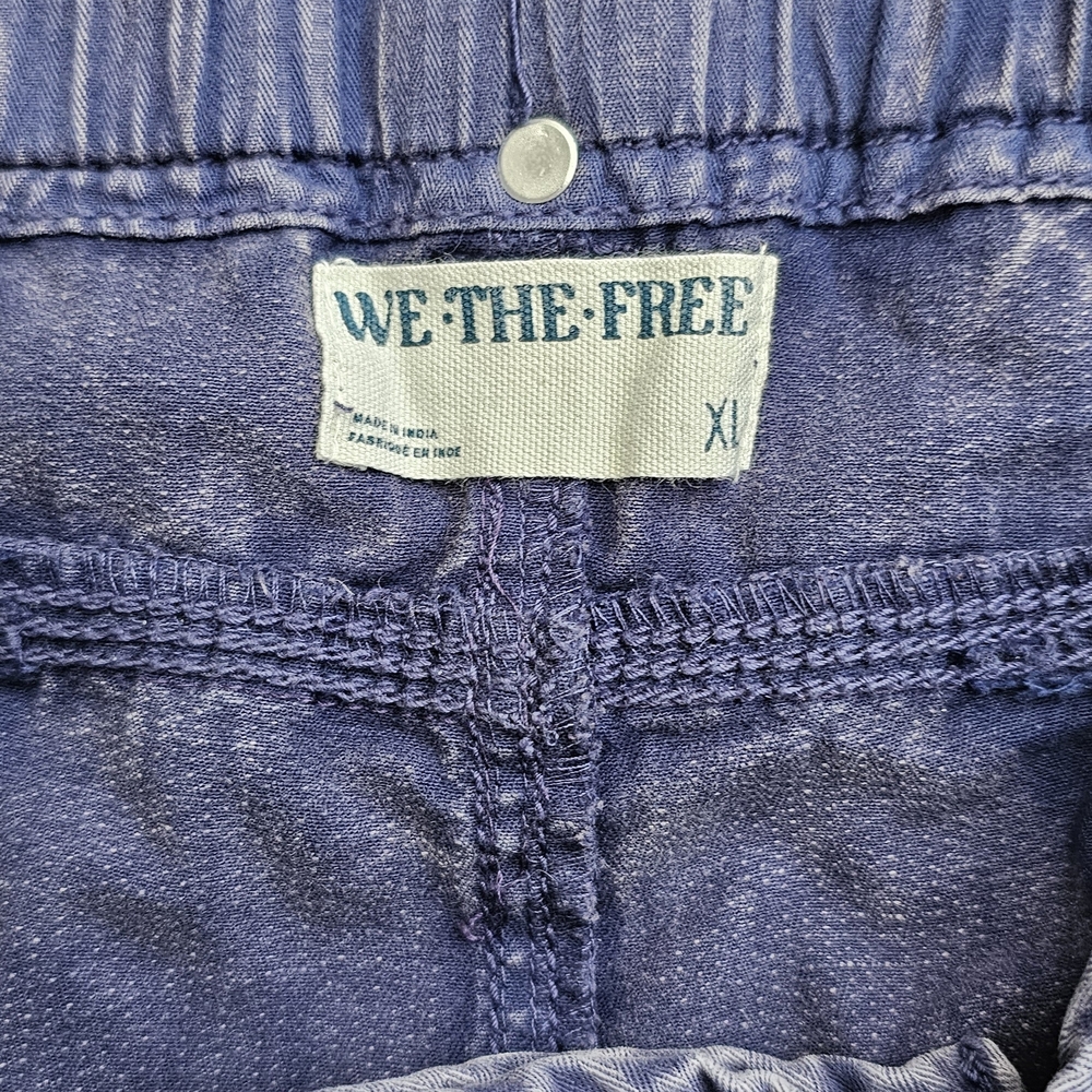 We The Free Blue Cargo Pants - Picture 4 of 8